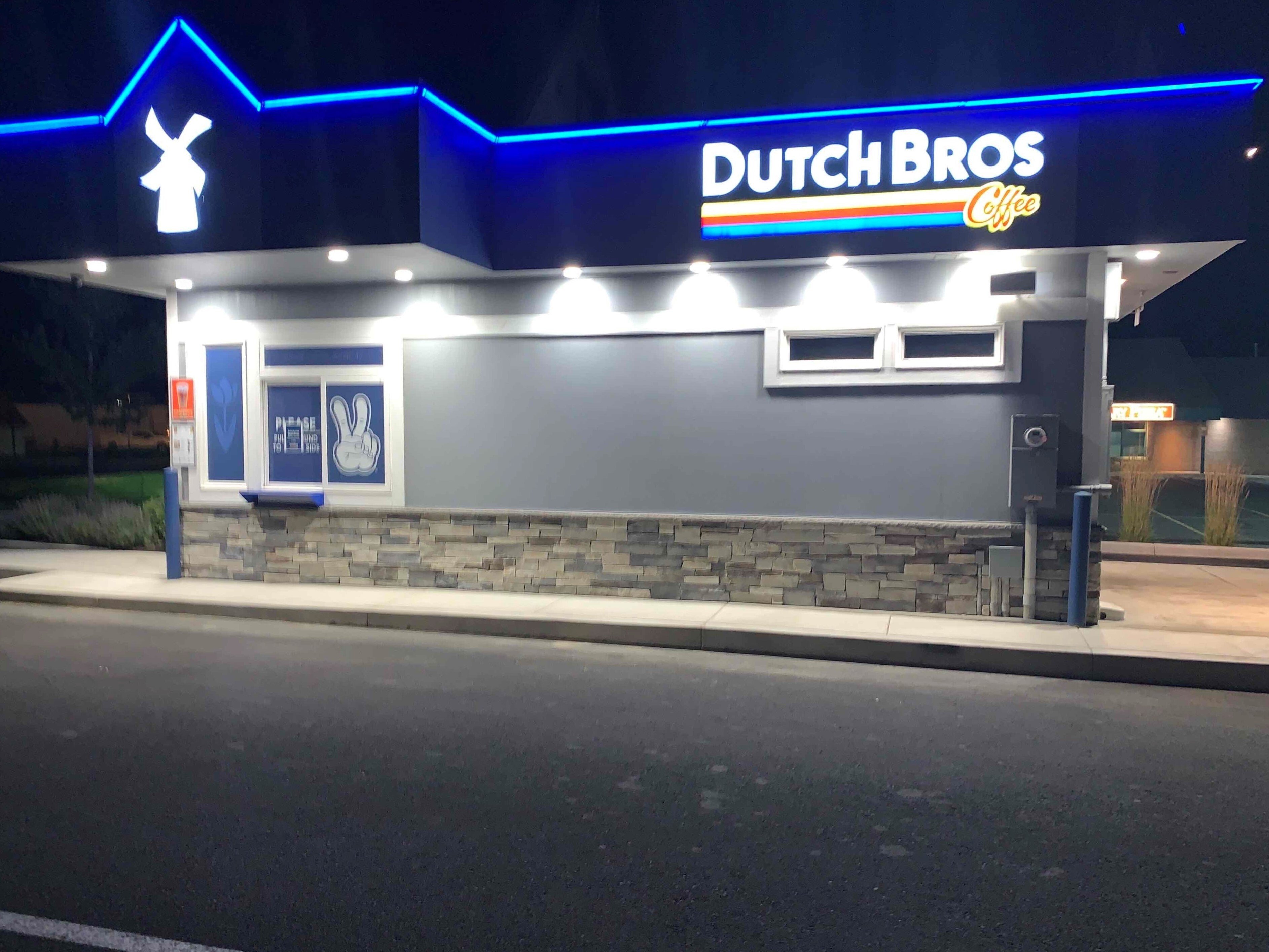 Dutch Bros - Summit Construction